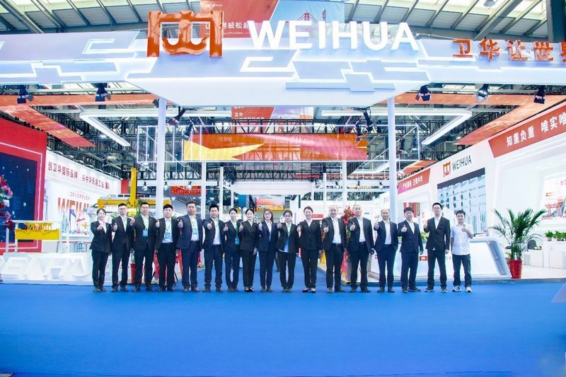 新Level！WEIHUA“黑科技”亮相中國(guó)長(zhǎng)垣起重裝備博覽交易會(huì)！